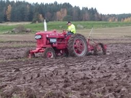 Plöjning vid Ullälva